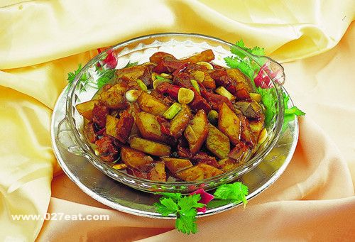 常吃的十二种有毒家常菜 土豆烧牛肉破坏肠胃 www.027eat.com