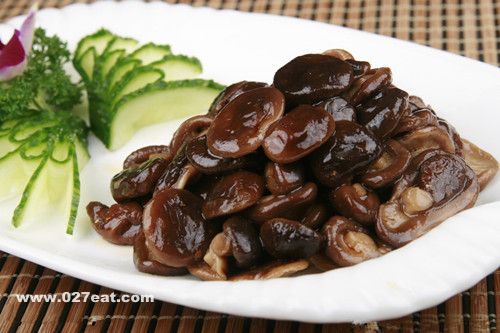 香菇应该如何挑选 香菇饮食禁忌有哪些 www.027eat.com
