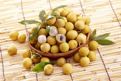 ���Թ�Բ���ķβ��а��� www.027eat.com