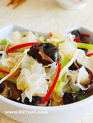 �ڰ�ľ������ ��Ԥ��ȱ����ƶѪ www.027eat.com