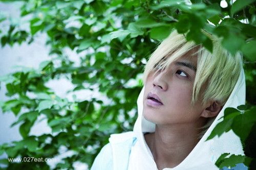 ������ǰ���׷�  ������Ϊ������ www.027eat.com