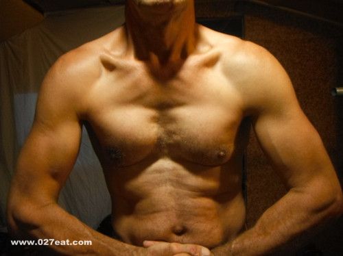 男人学会养生 把握睡姿可壮阳 www.027eat.com