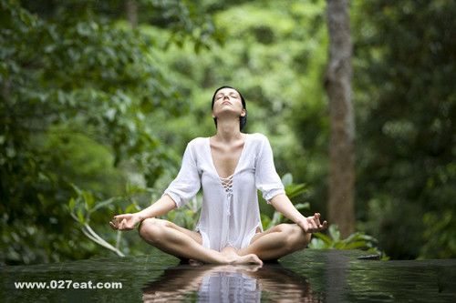 Ƣθ���͵�֢״ ��ô������Ƣθ�� www.027eat.com