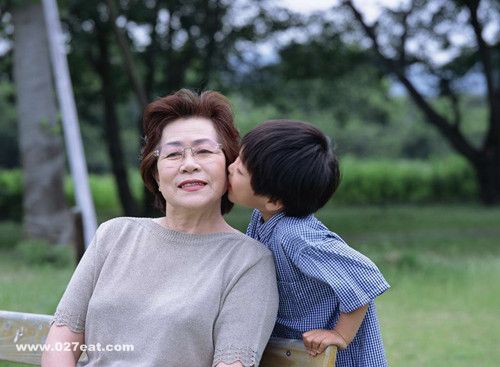 ������ʳӦ��ʲôΪ�� ������ʳ��10��ע�� www.027eat.com