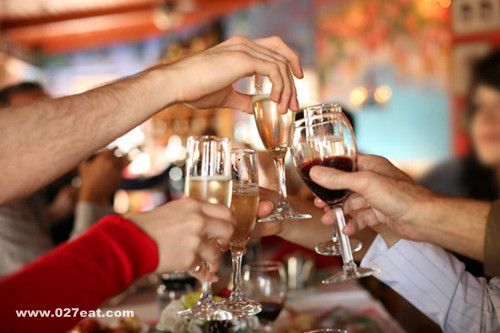 ��ﲡ������ʳ��8����� www.027eat.com