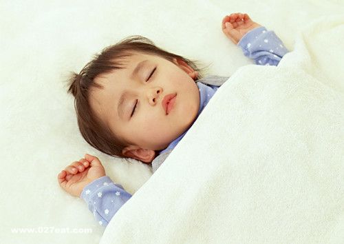 ��ͬ����Ӥ�׶���ʳ����ȫ���� www.027eat.com