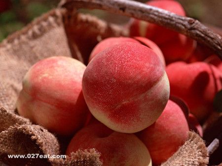 吃桃子防过敏小窍门 www.027eat.com