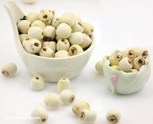 莲子补肾健脾 教你如何挑选莲子 www.027eat.com
