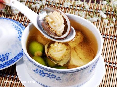 炖鲍鱼汤的做法 www.027eat.com