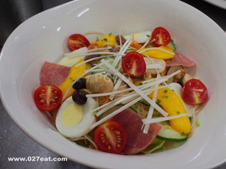 ���Ĺ�ɫ�� ��θ�泩 www.027eat.com