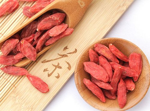 枸杞子的吃法不对易产生危害 枸杞子的副作用 www.027eat.com