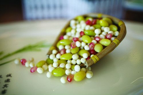 ���Զ�԰׹������ž����� www.027eat.com