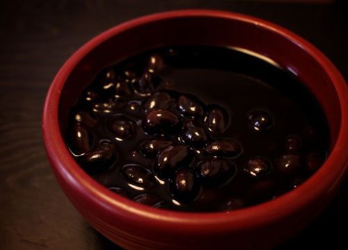 �ڶ����ΰ���ĸ���ƫ�� www.027eat.com