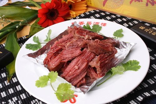 ţ��Ĺ�Ч   ����Ѫ��ѡ��ţ�� www.027eat.com