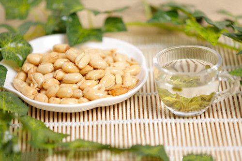 花生的功效 高脂花生是减肥良药 www.027eat.com