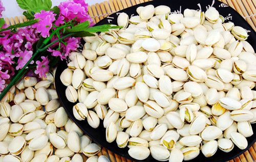 1粒开心果富含8种营养素 www.027eat.com