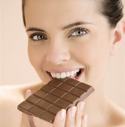 巧克力的食用禁忌 女性经期不宜食用 www.027eat.com