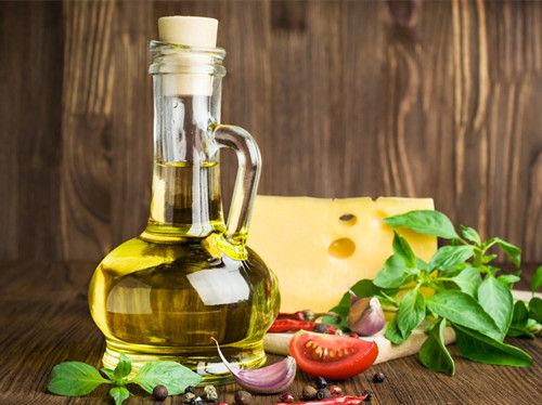 怎样利用橄榄油美肤养颜 小编教你5招减肥法 www.027eat.com