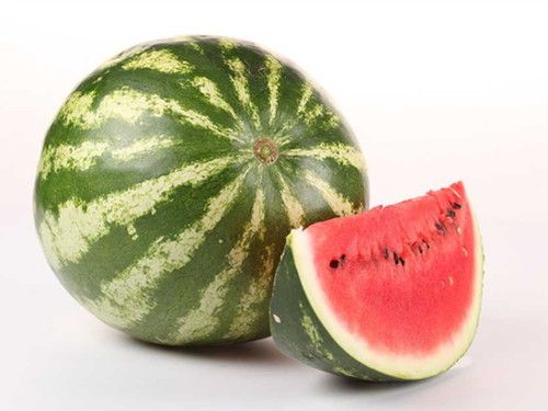 西瓜有哪些功效 吃西瓜可控制血压 www.027eat.com