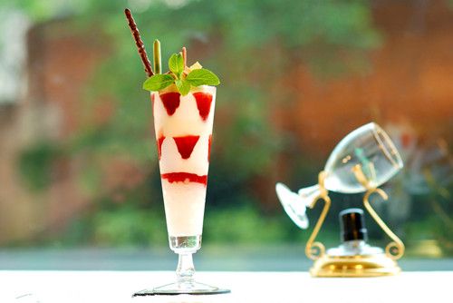 ����Ӫ����� 9���˸�Ӧ�ö������ www.027eat.com