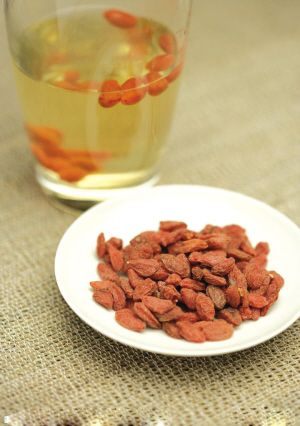 ����ݲ� Ԥ������ʯ www.027eat.com