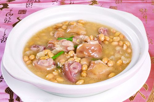 �ƶ�������Ů�˸�����֢״�ıر�ʳƷ www.027eat.com