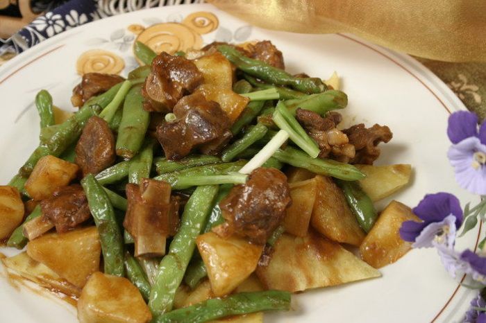 �Ź������ǵľ��䶫������ www.027eat.com