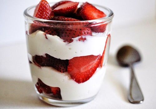 过量饮用酸奶影响消化功能 www.027eat.com