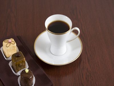 ���ȳ��ݷ��� www.027eat.com