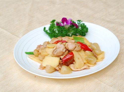 �嵭���� ÷����Ƭ������ www.027eat.com