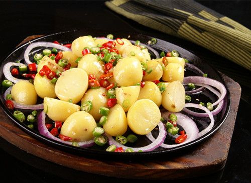 土豆胡萝卜肉末羹 十一个月宝宝食谱 www.027eat.com