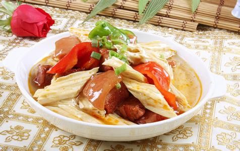 3-6岁宝宝食谱:腐竹烧肉 www.027eat.com