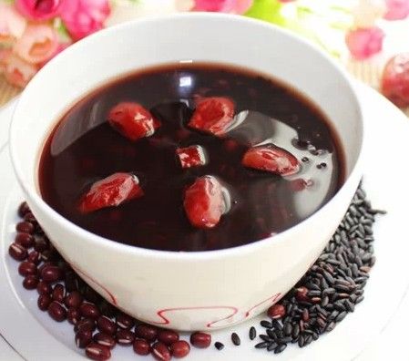 ���˵ĺ춹���ʷ� һ����13�� www.027eat.com