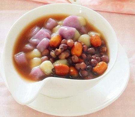 ���˵ĺ춹���ʷ� һ����13�� www.027eat.com