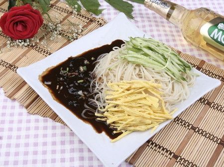 ���ͳ�ʲô�ã�������ײ���������ʳ�� www.027eat.com