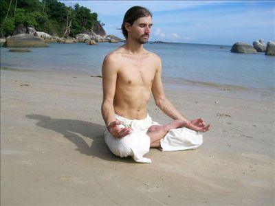 男生练肌秘笈 助你远离屌丝变身男神 www.027eat.com