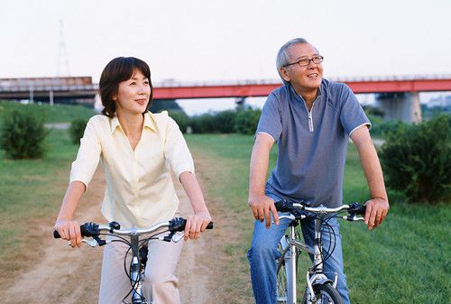 8����ʶ�ػ����˽��� www.027eat.com