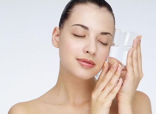 Ů�˸���������ǽ������� www.027eat.com