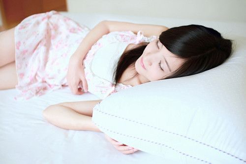 落枕怎么办 经常落枕可能是颈椎病征兆 www.027eat.com