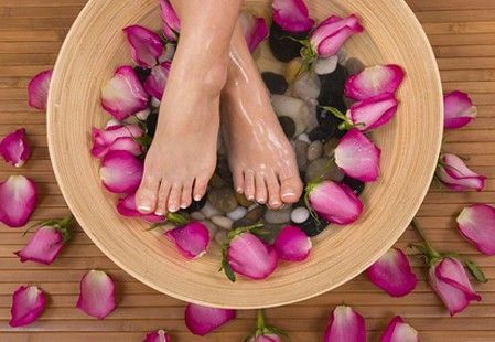 冬季足疗的好处 促进新陈代谢 www.027eat.com