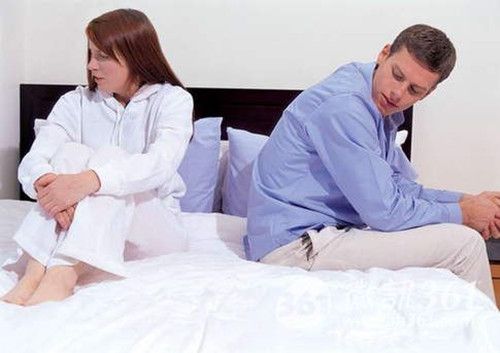 ��Ļ����ǽ�������   �����ǽ������� www.027eat.com