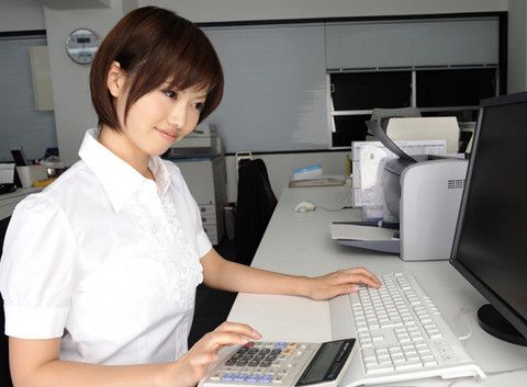 Ů���������辯��칫���оŴ�ɱ�� www.027eat.com