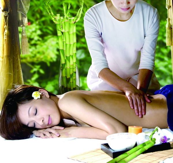 �����ѹSPA �滺�����ʱ�̷�й�� www.027eat.com