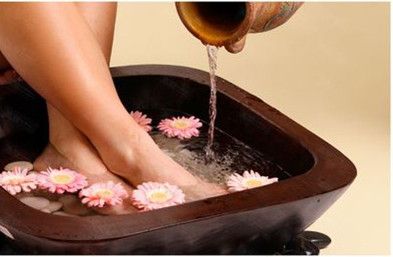养脚的保健方法 泡脚偏方通经络 www.027eat.com