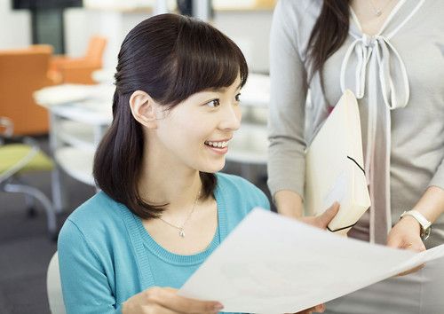 �칫��Ů����������7������ www.027eat.com