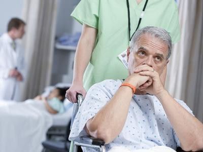 缺铁性贫血怎么办 老人贫血的注意事项 www.027eat.com