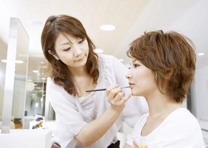 Ů������ �߸������û�ױ���˼��� www.027eat.com