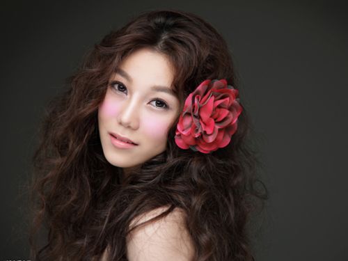 �߸���ױ����ǧ����� www.027eat.com