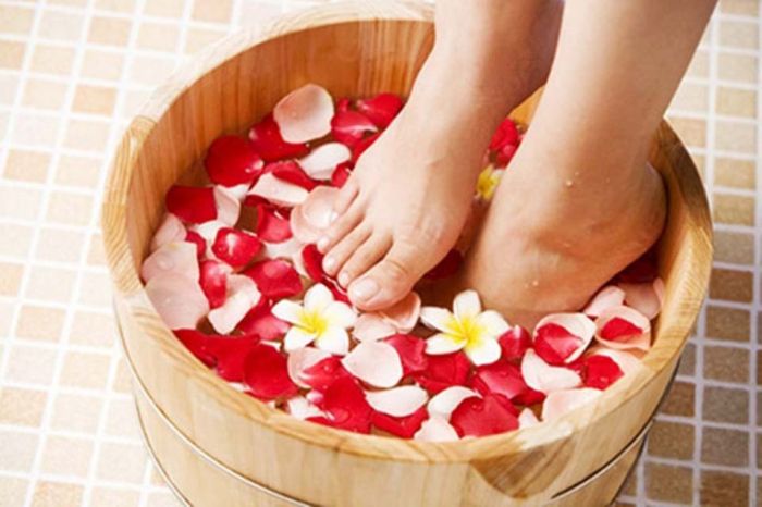 ���ư�ĦѨλ θ�����㲿��Ħ���� www.027eat.com