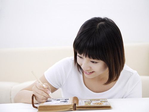 7��Сë����ʾ����ǰ���Ŷ� www.027eat.com